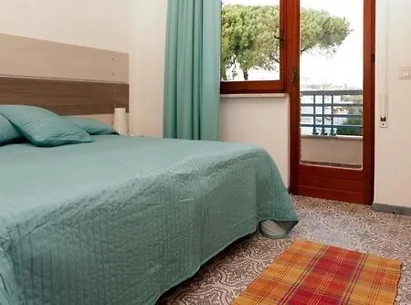 Elisa A Mare Minturno