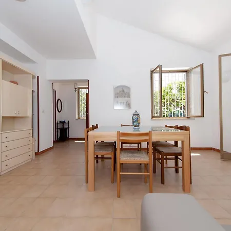 Hotel Elisa A Mare